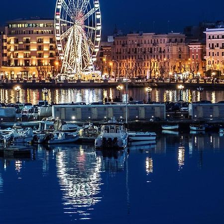 Casa Vacanze Santa Maria Villa Bari Exteriör bild