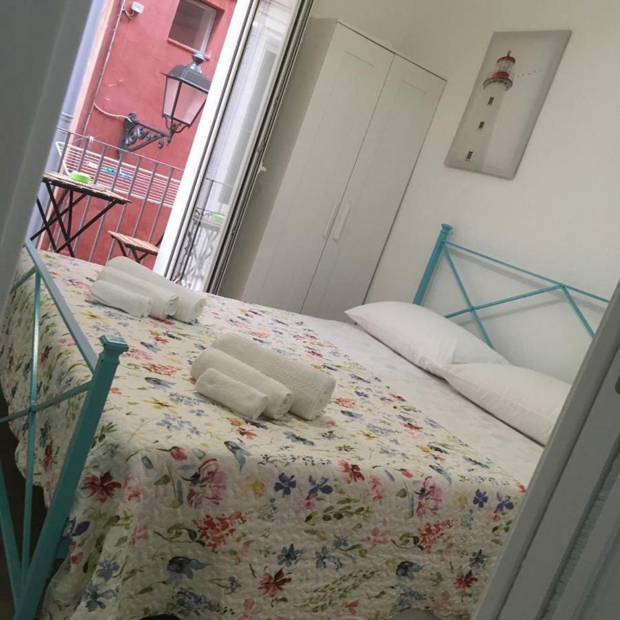 Casa Vacanze Santa Maria Villa Bari Exteriör bild